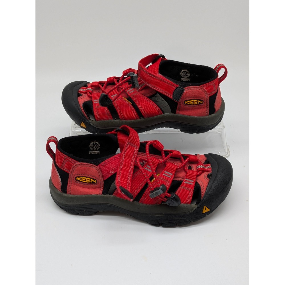 KEEN Newport H2 Kids Sandals Size 1 Red Waterproof Hiking Outdoor Shoes